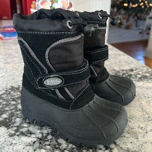 Totes Toddler Snow Boot Size 5
